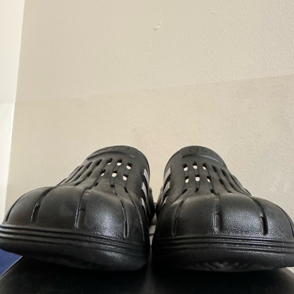 Adidas Clogs / Slides